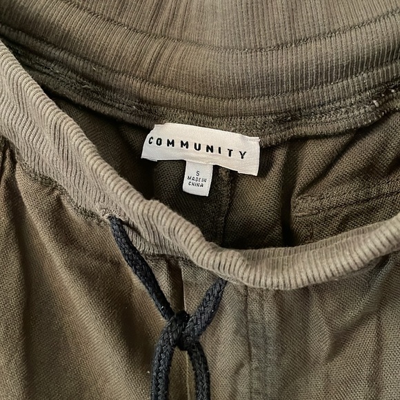 Community cargo pants - Picture 4 of 5